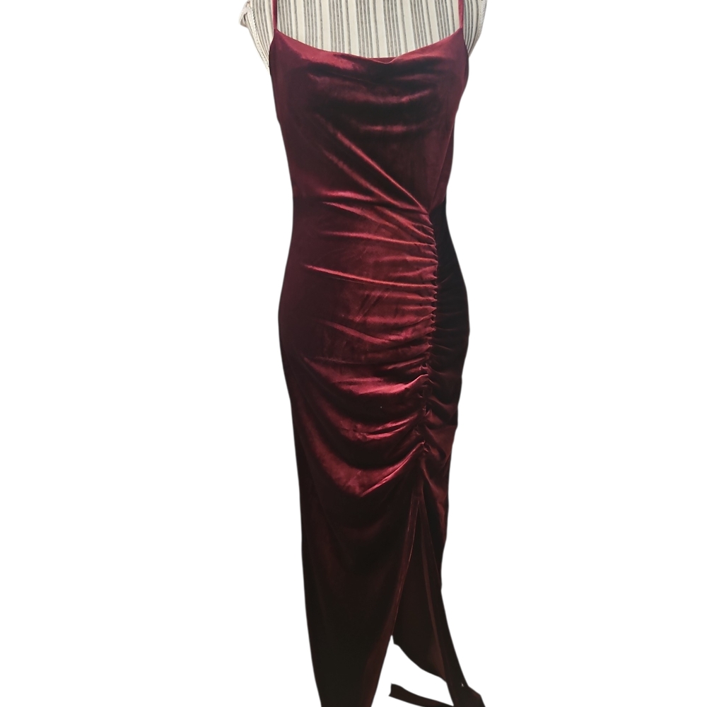 LIZ&SARA Woman Velvet Burgandy Spagetti Strap Rounced Slit Maxi Coctail DressL